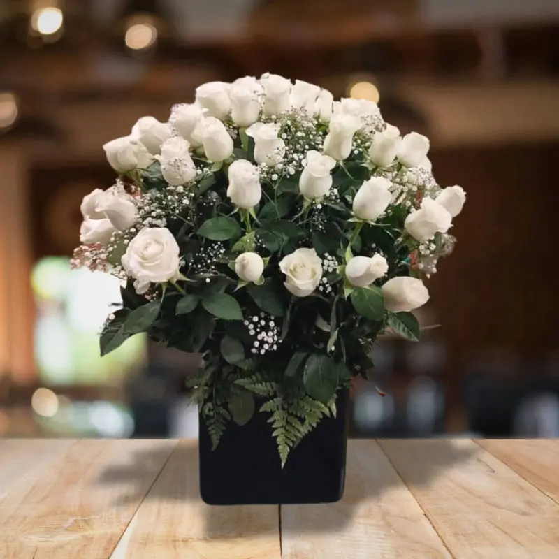 Arreglo Floral Luctuoso de Rosas Blancas, Personnel