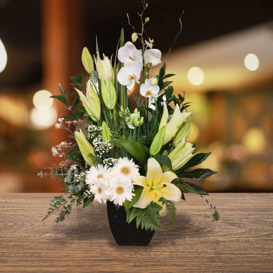 Arreglo Floral Luctuosos Personnel