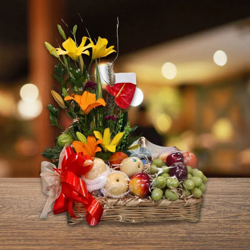 Arreglo de frutas y flores Personnel